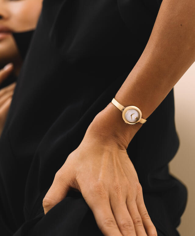 Movado's Classic Bangle with Silver-white Museum Dial
