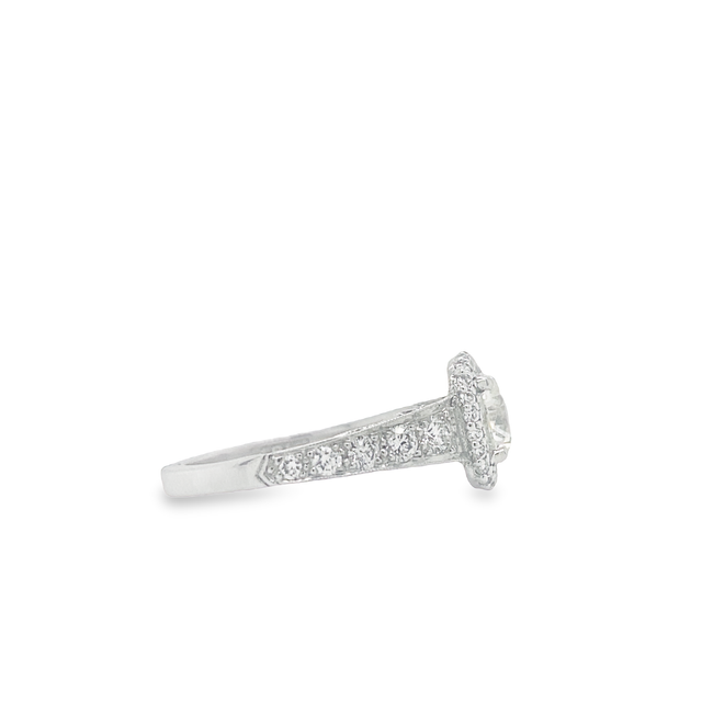 Tacori's 18K White Gold Blooming Beauties Diamond Engagement Ring