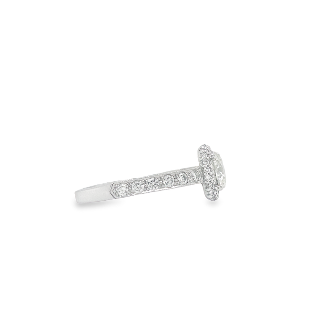 Tacori's 18K White Gold Blooming Beauties Diamond Engagement Ring