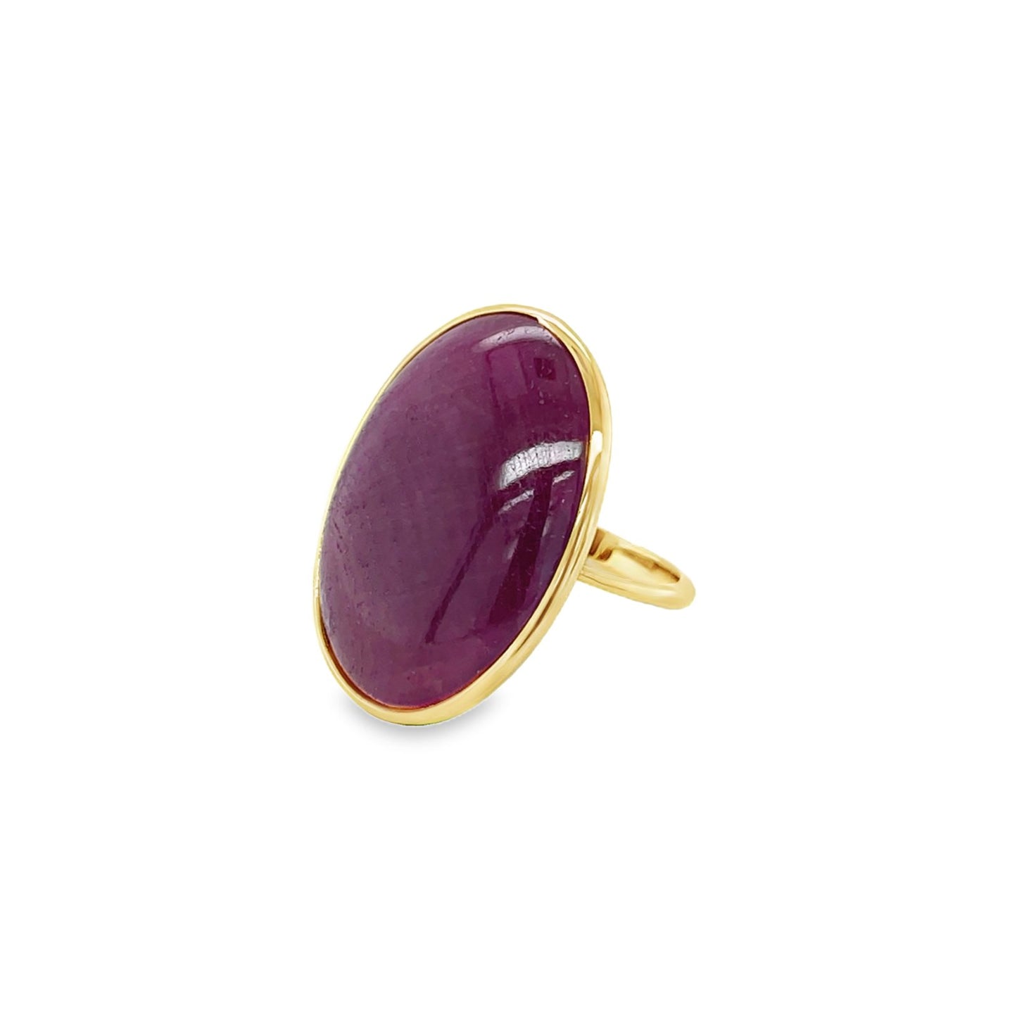 Jai's 18K Yellow Gold Oval Red Corundum Ring