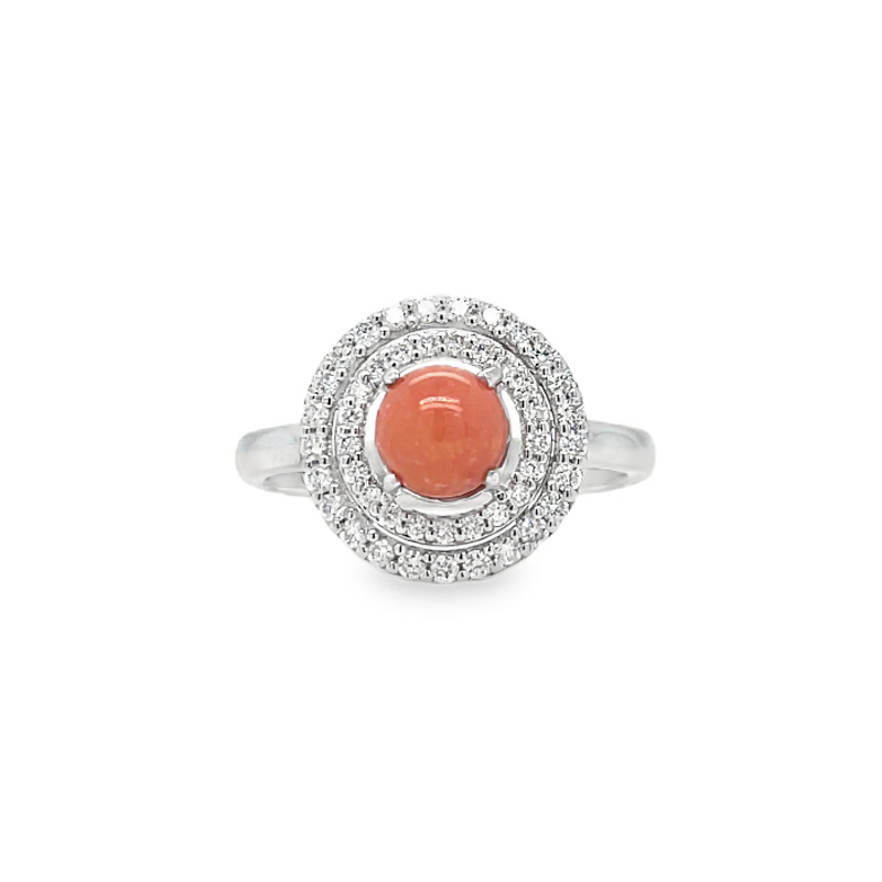 Jai's 18K White Gold Crowned Conch Pearl & Diamond Ring