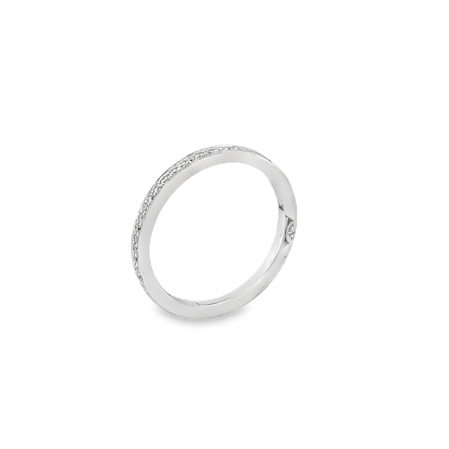 Tacori's 18K White Gold Dantela Half-way Diamond Wedding Band