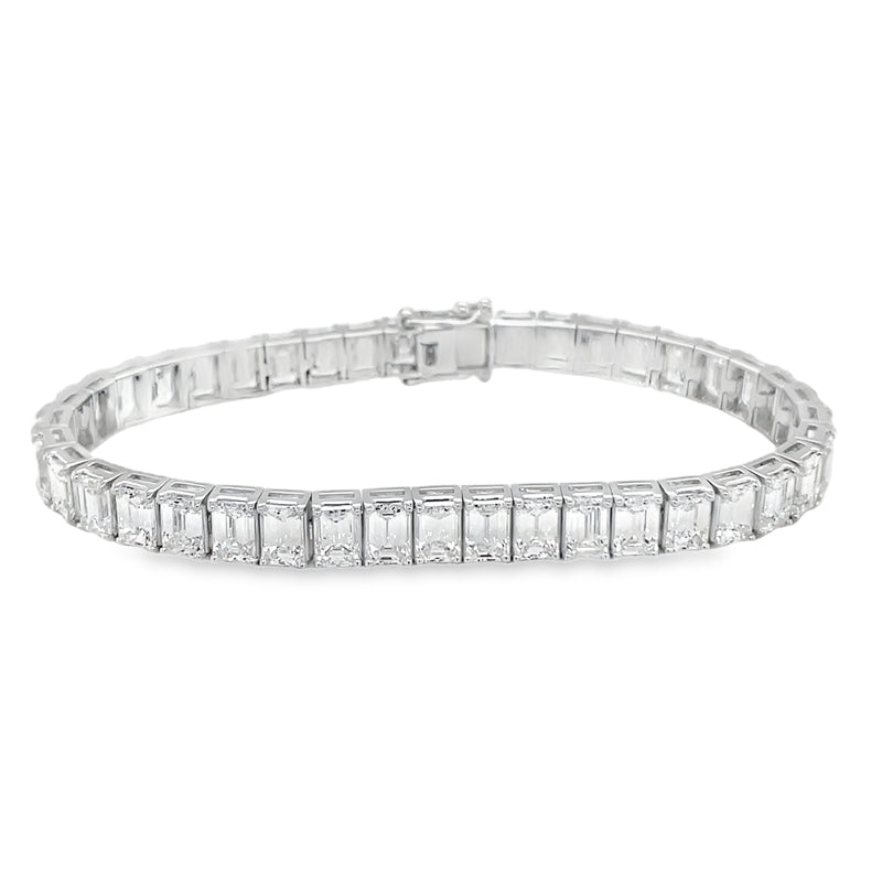 Jai's 18K White Gold 17-carat Emerald-cut Diamond Tennis Bracelet