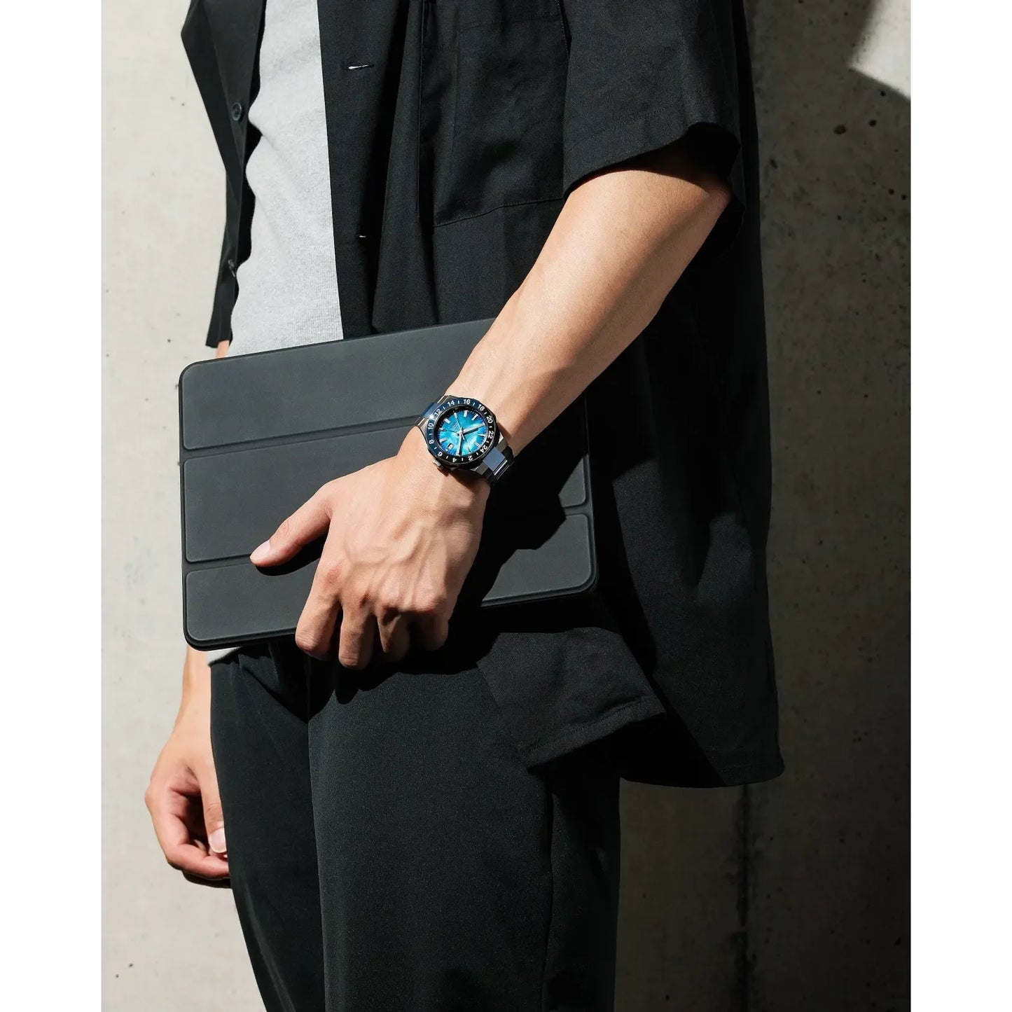 Citizen's Series8 880 GMT with Blue Dial