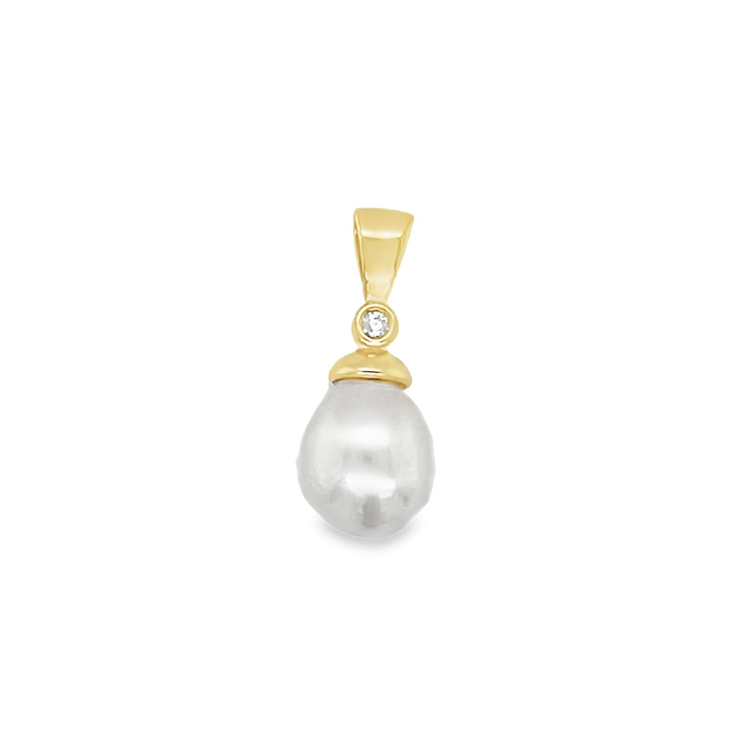 Jai's 14K Yellow Gold Sparkling Pearl Pendant