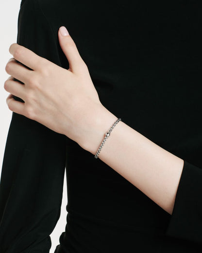 Fope's 18K White Gold Eka Flex'it Solitaire Diamond Bracelet