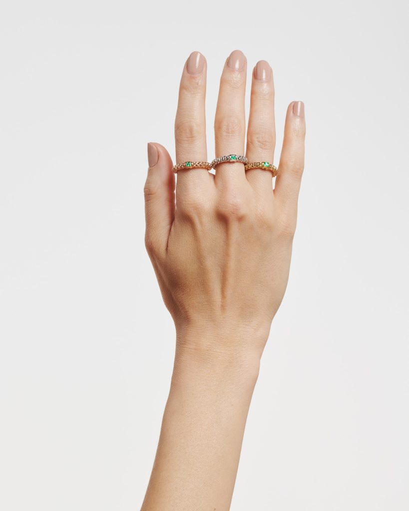Fope's 18K Yellow Gold Souls Flex'it Emerald Ring