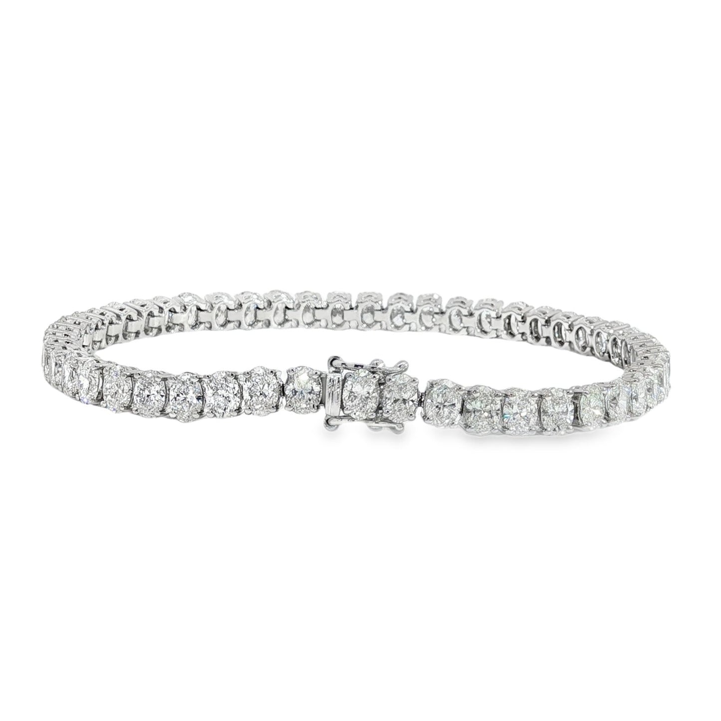 Jai's 18K White Gold Oval Diamond Tennis Bracelet