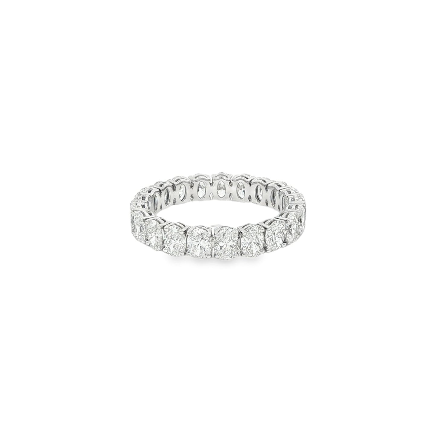 Jai's 18K White Gold Oval Diamond Pave Wedding Band