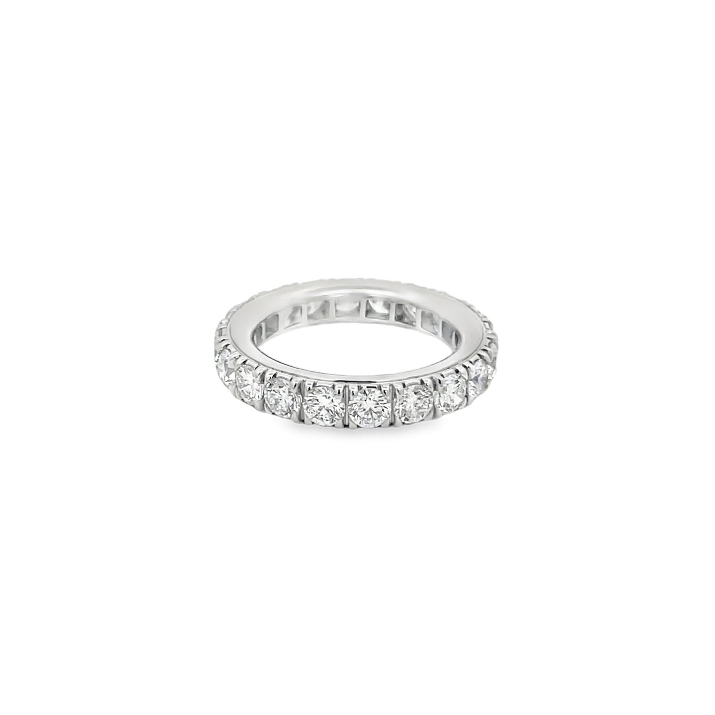Jai's 14K White Gold Diamond Pave Wedding Band