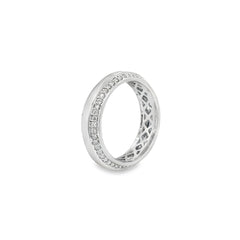Jai's 14K White Gold Diamond-lined Wedding Band