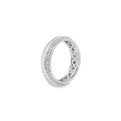 Jai's 14K White Gold Diamond-lined Wedding Band