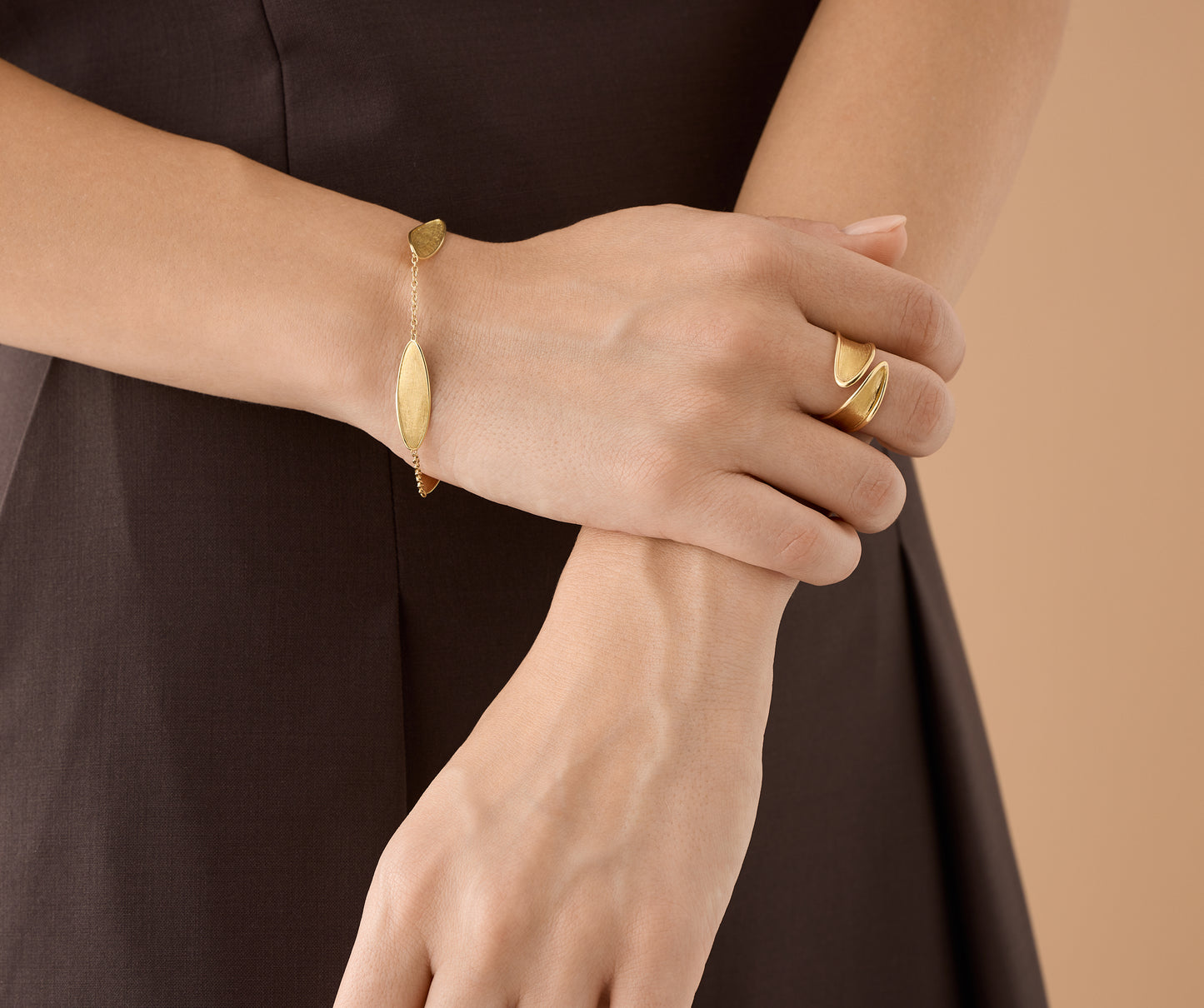 Marco Bicego's 18K Yellow Gold Lunaria Twist Ring