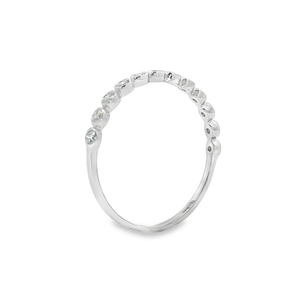 Jai's 14K White Gold Petite Diamond Ring