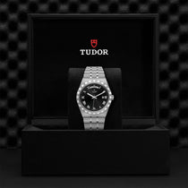 TUDOR Royal