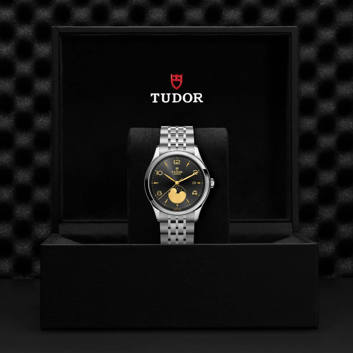 TUDOR 1926 Luna - Jai's Turks and Caicos