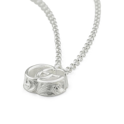 Gucci's Silver GG Marmont Necklace