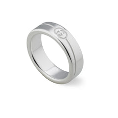 Gucci's Silver Interlocking G Ring