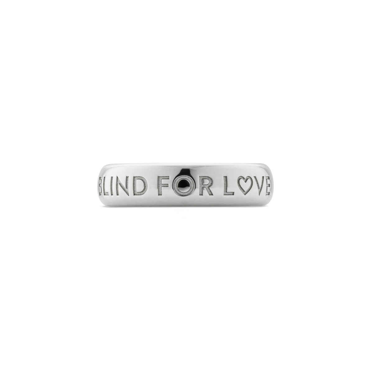 Gucci's Silver Blind for Love Ring