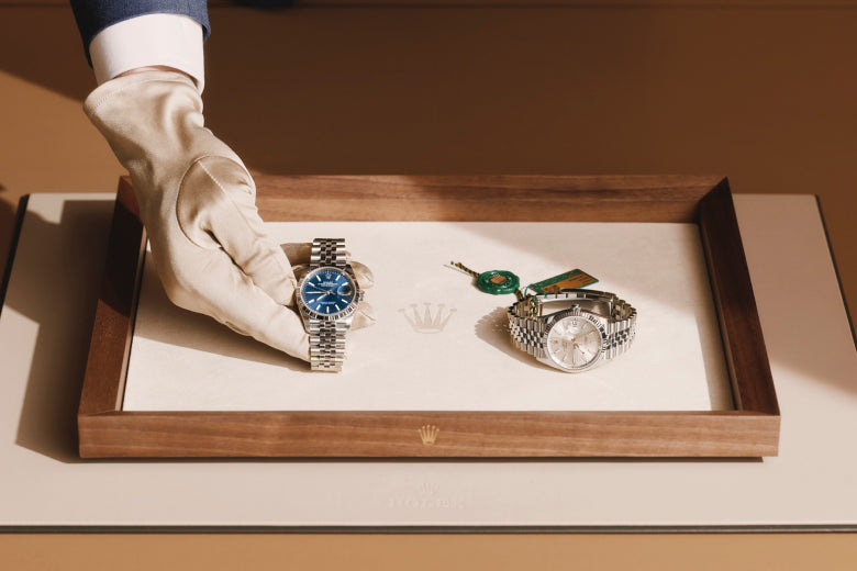 Rolex Rolex Submariner Date desk clock80 mm, stainless steel C909010LN-0001 in , C909010LN-0001 - Jai's Turks and Caicos